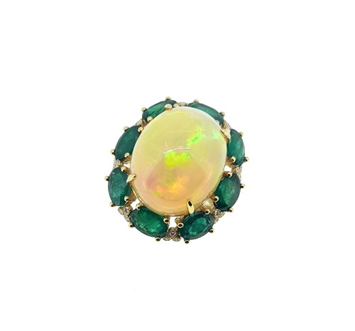 Lot 276 - An opal, emerald and diamond cluster ring