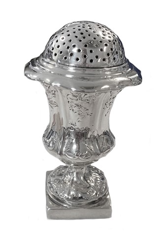Lot 475 - A George IV cast silver spice caster, mark of Paul Storr