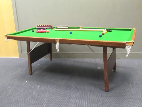 Lot 488 - A 20th century snooker table, 83 x 220 x 115cm...