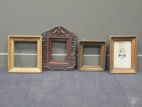 Lot 141 - A group of three early 19th century gilt...