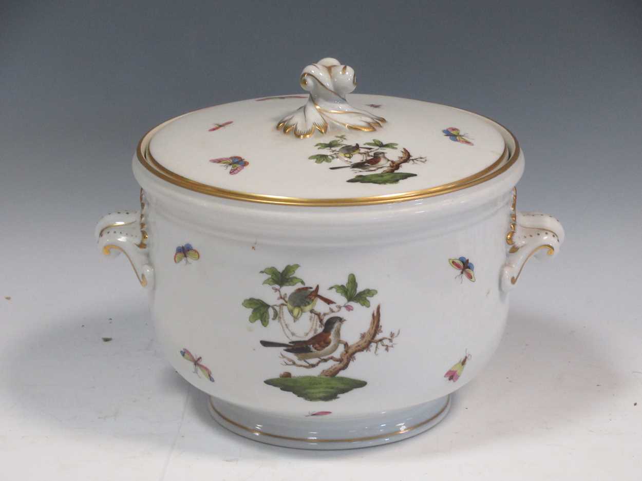 Lot 136 - A Herend Rothschild pattern ice bucket and...