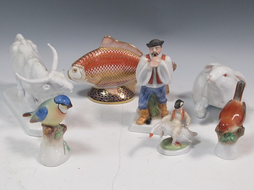 Lot 64 - A collection of Herend animals to include a a...