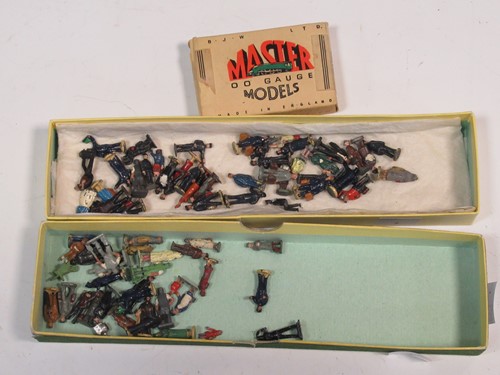 Lot 190 - Large collection of Dublo (00) scale painted...