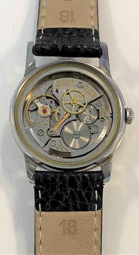 Lot 376 - Bulova - A steel wristwatch