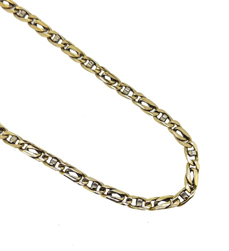 Lot 147 - A two colour fancy anchor style chain