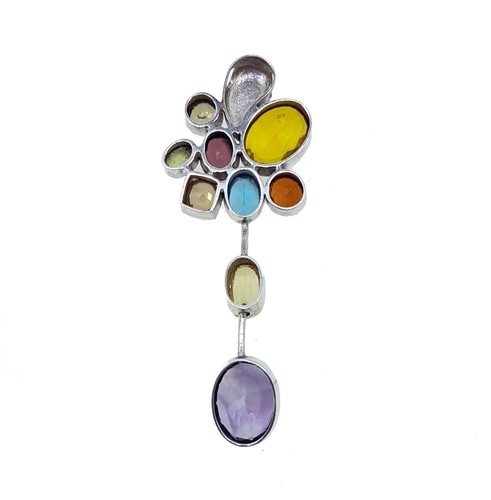 Lot 8 - A multi gemstone pendant