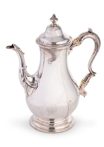 Lot 601 - A Victorian silver coffee pot, mark of R & S Garrard & Co.