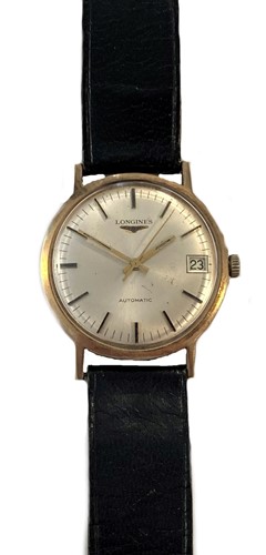 Lot 392 - Longines - A 9ct gold wristwatch