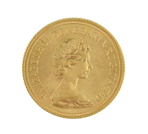 Lot 3 - Elizabeth II gold sovereign 1976