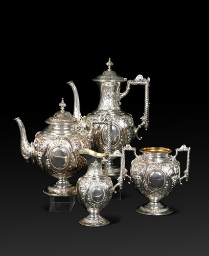 Lot 609 - A Victorian silver four-piece tea and coffee set