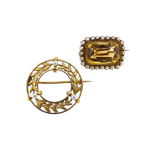 Lot 85 - Two split pearl brooches
