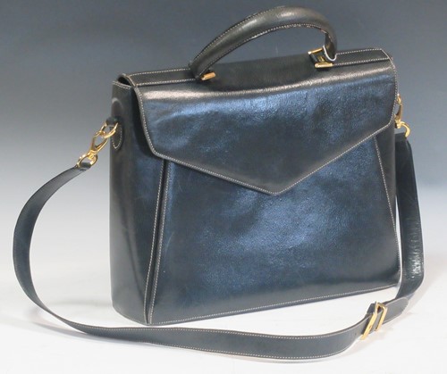 Lot 122 - A vintage Ferragamo black leather handbag