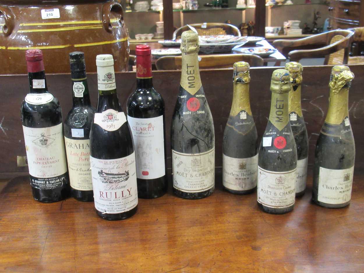 Lot 93 - A quantity of ports, wines & Champagne...