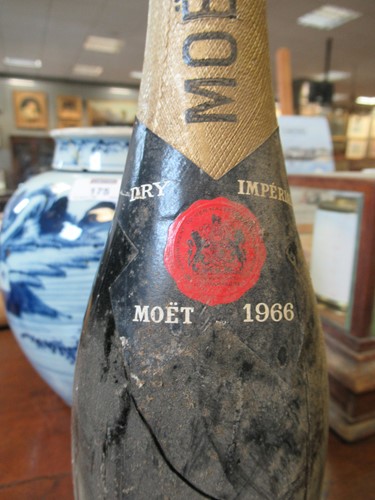 Lot 93 - A quantity of ports, wines & Champagne...