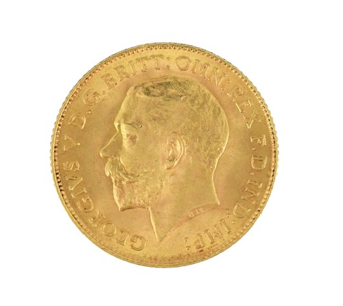 Lot 134 - George V gold half sovereign 1915, good lustre