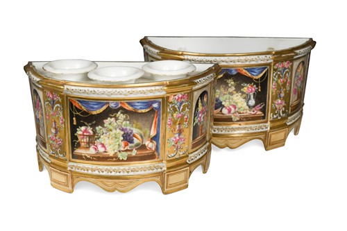 Lot 251 - A pair of bough pots, 19th century