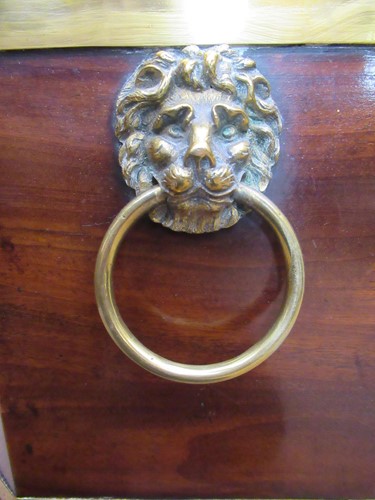 Lot 284 - A George III mahogany brass bound cellarette