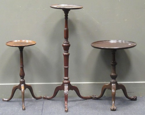 Lot 432 - A George III mahogany tilt-top tripod table...