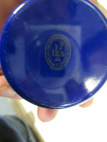 Lot 31 - Four Halcyon Days enamel boxes, 2 others,...