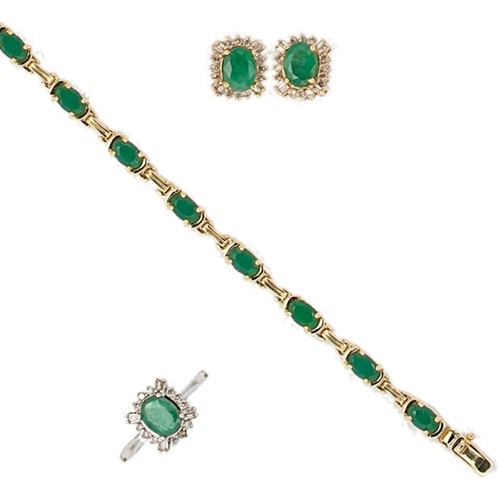 Lot 175 - A suite of emerald and diamond jewellery