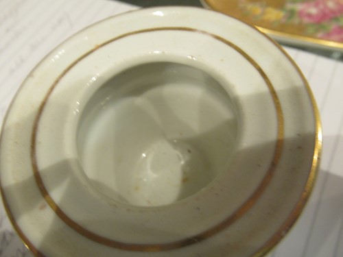 Lot 3 - A quantity of mixed ceramics to include a pair...
