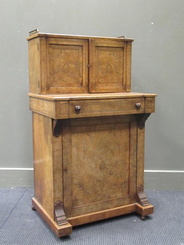Lot 385 - A Victorian walnut davenport, 108 x 61 x 46cm