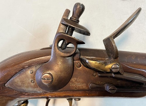 Lot 145 - A French model An IX flintlock cavalry pistol, early 19th century