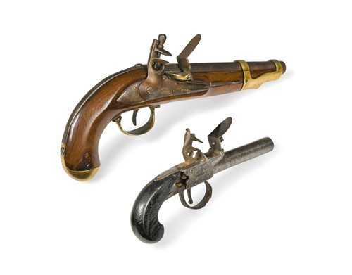 Lot 145 - A French model An IX flintlock cavalry pistol, early 19th century
