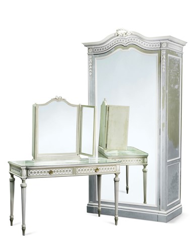 Lot 302 - A French style grey and white painted bedroom suite by Mellier & Co, circa 1900