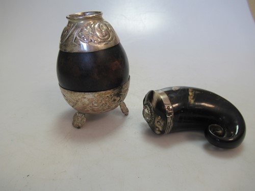 Lot 181 - A stone set horn snuff mull together with a...