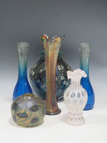 Lot 63 - An Orient and Flume class vase together with...