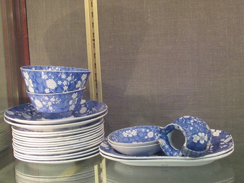 Lot 17 - A Spode blue and white part dinner and tea...