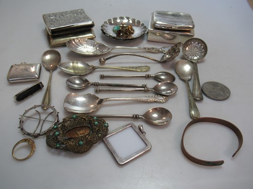 Lot 171 - Two silver cigarette cases and a silver vesta...