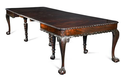 Lot 209 - A Chippendale style mahogany extending dining table, early 20th century