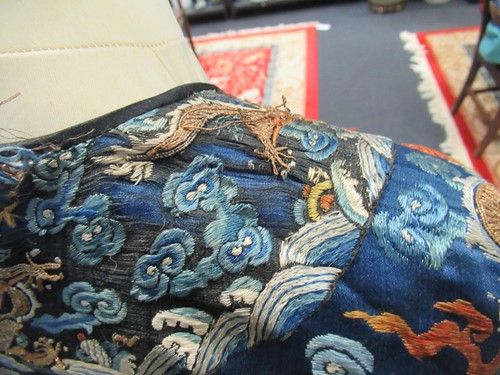 Lot 62 - A Chinese Kesi dragon robe, late Qing Dynasty