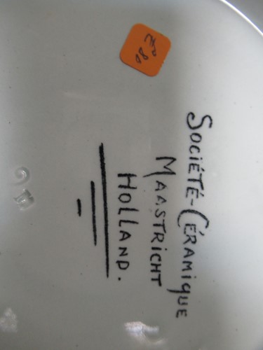 Lot 45 - Amsterdam 1928 Olympics Dutch souvenir plate,...