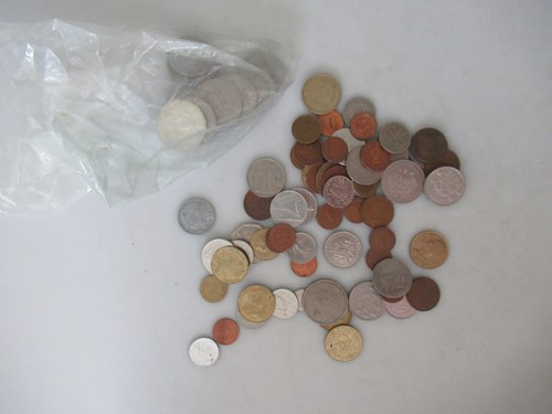 Lot 153 - A collection of coins and banknotes