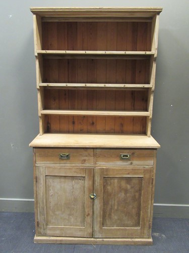 Lot 402 - A late 19th / early 20th century pine dresser,...