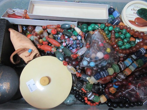 Lot 181 - A large collection of assorted beads and...