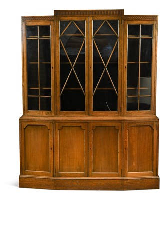 Lot 224 - A Heal's oak bookcase, circa 1930s