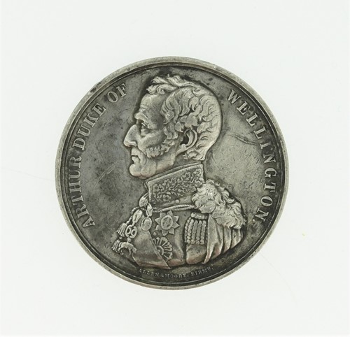 Lot 393 - Nelson and Wellington, five alloy medals