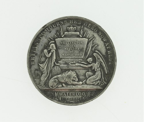 Lot 393 - Nelson and Wellington, five alloy medals