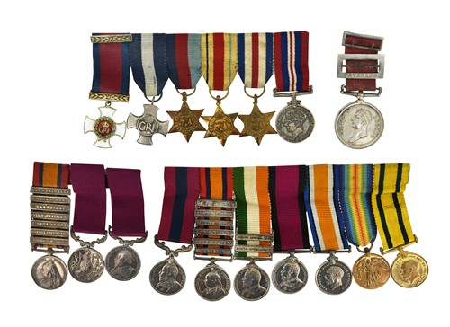 Lot 401 - Miniature war medals