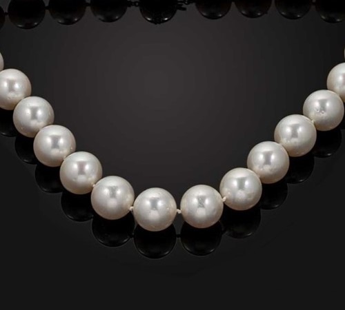 Lot 229 - A string of Australian south sea cultured pearls