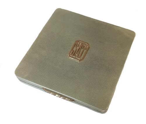 Lot 431 - A mid 20th century silver powder compact, mark of Asprey