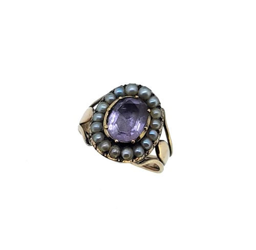 Lot 57 - A 19th century amethyst and split pearl ring