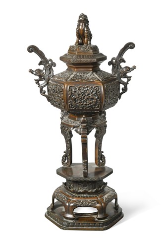 Lot 435 - A Japanese bronze Koro and cover, circa 1900