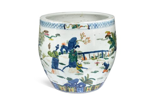 Lot 47 - A Chinese doucai jardinière, in Ming style, 19th century