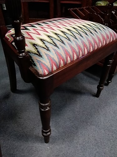 Lot 315 - A Regency mahogany desk chair