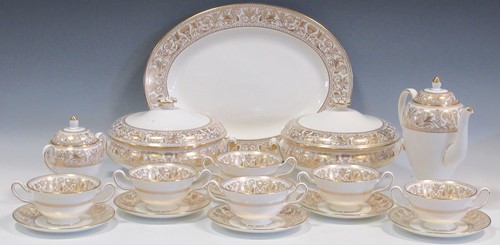 Lot 43 - Wedgwood Florentine Gold pattern part dinner...